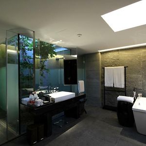 King Room Mountain View
